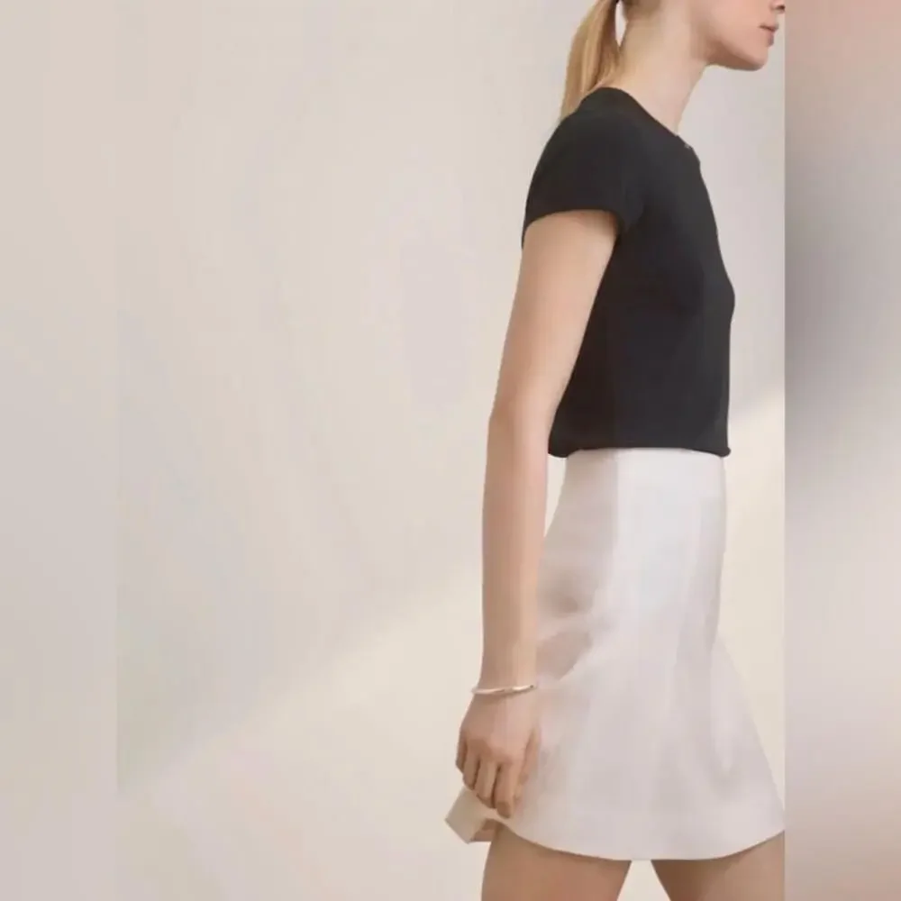 Aritiza Babaton - Hopper Skirt - Picture 3 of 11